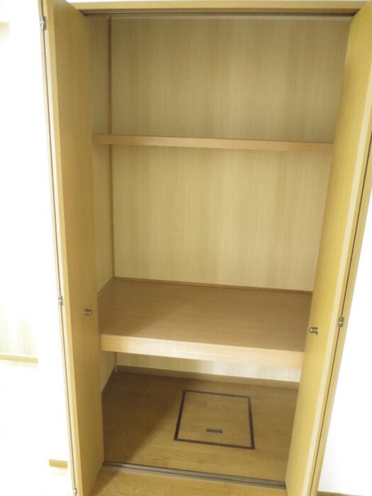 ブランド－ル松尾の物件内観写真