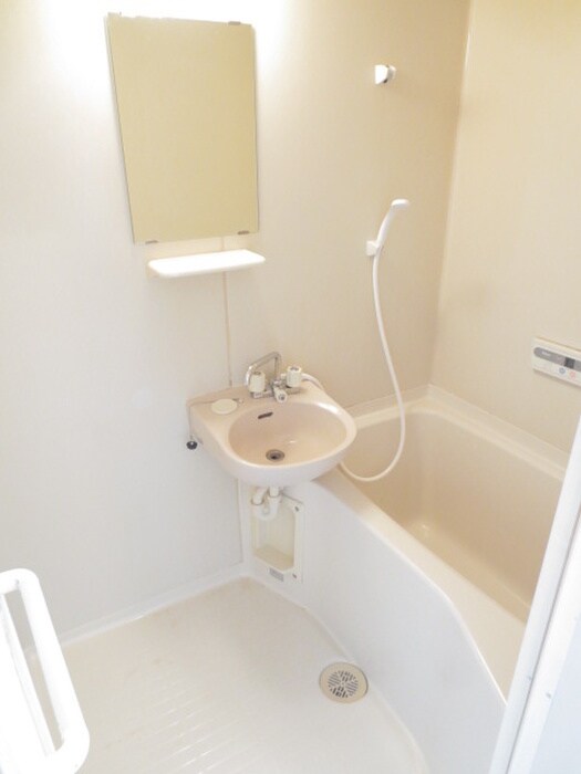 ブランド－ル松尾の物件内観写真