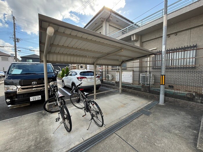 プラシージュの物件外観写真