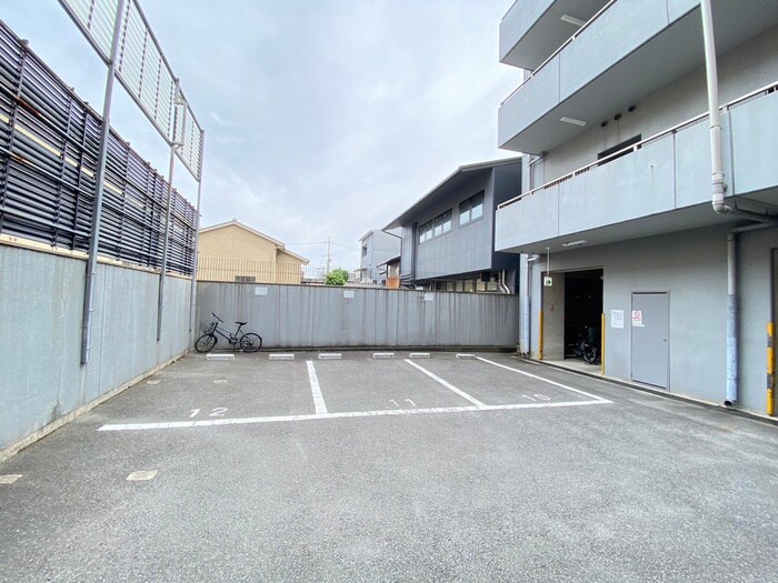 パレスコート・二条の物件外観写真