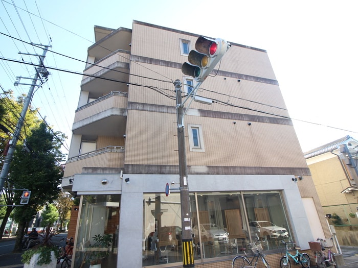 ティーズ・カサ北白川の物件外観写真