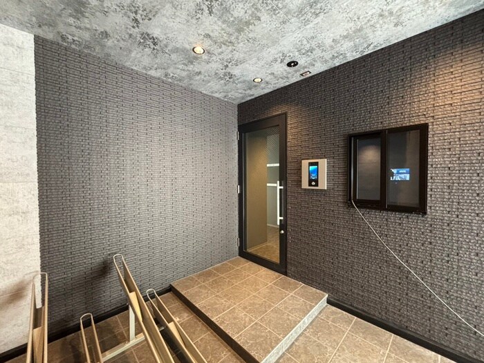 メゾン・ド・ブランシェ山科駅前の物件外観写真