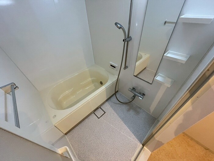 レジデンス岡本の物件内観写真