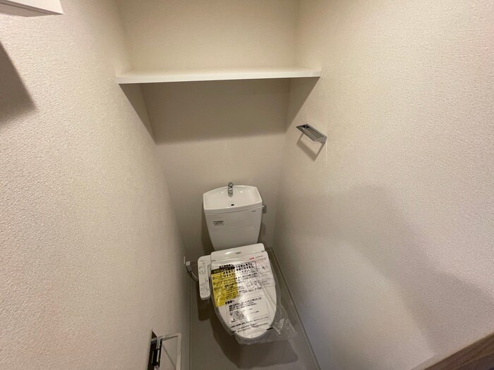 ﾌﾟﾚｻﾝｽﾊｰﾊﾞｰﾗﾝﾄﾞｱﾝﾄﾞｼｰ(707)の物件内観写真