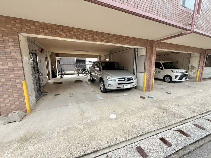 エスポワ－ル みちの物件外観写真