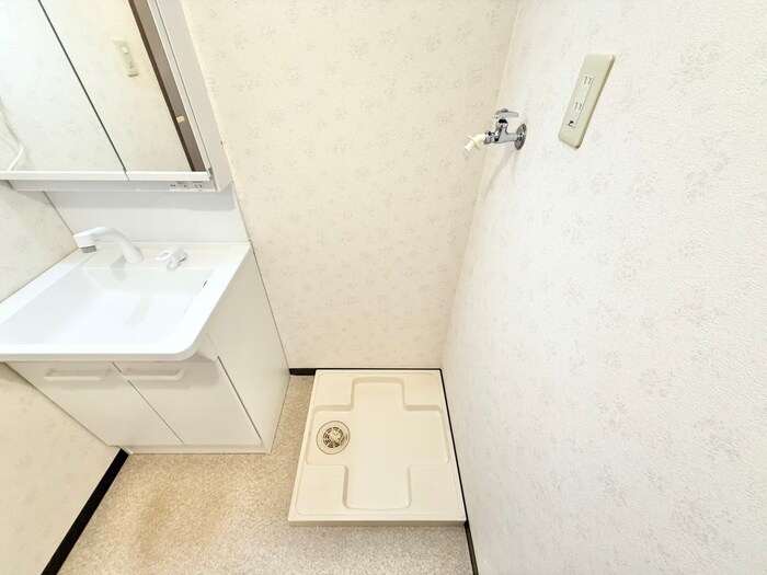 エスポワ－ル みちの物件内観写真