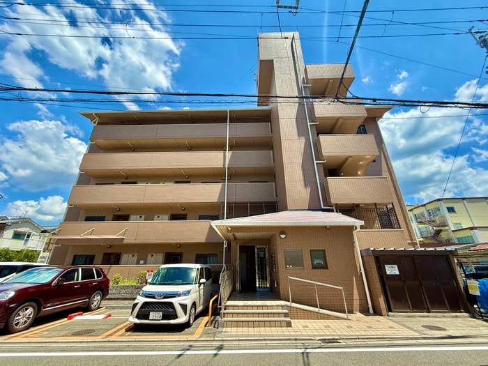 ルミネノヴァ菊田の物件外観写真