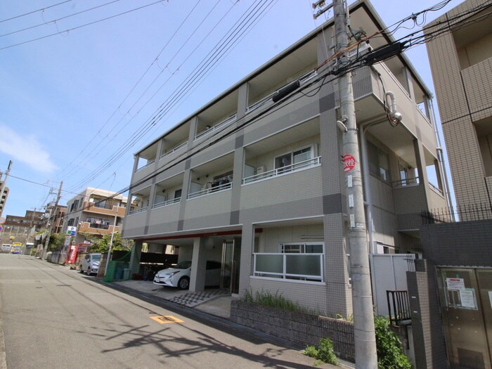 セイントヒル緑地の物件外観写真