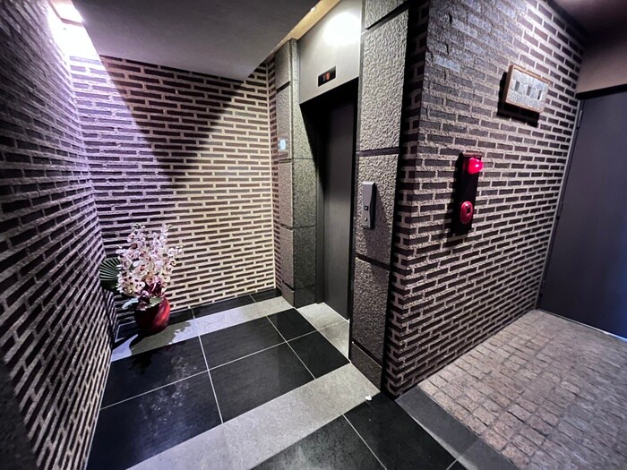 プラシード白川今小路の物件外観写真