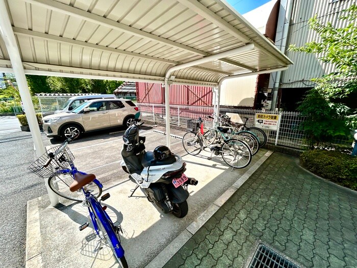 グランシャリオヒロの物件外観写真