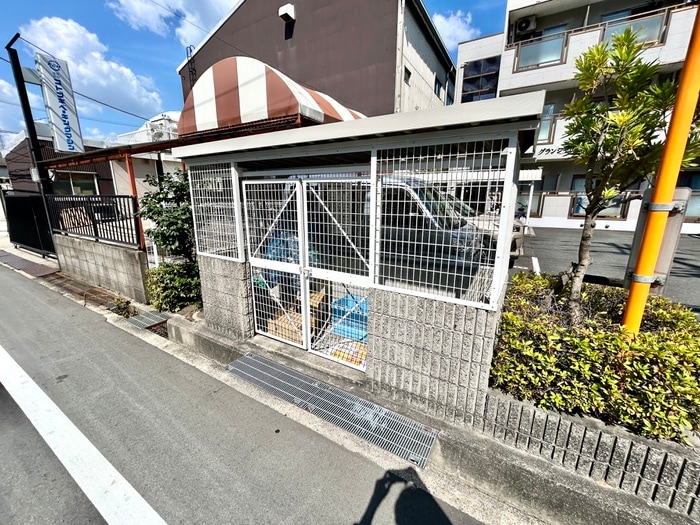 グランシャリオヒロの物件外観写真