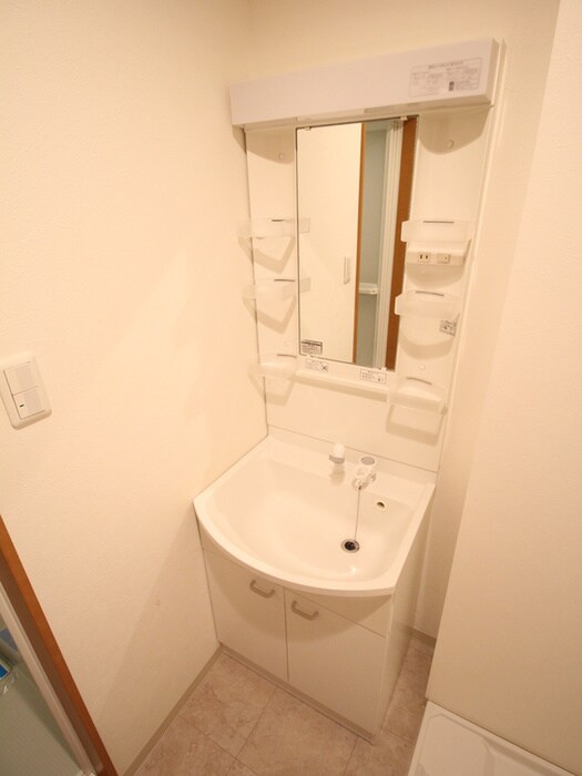 KTIレジデンス江坂の物件内観写真