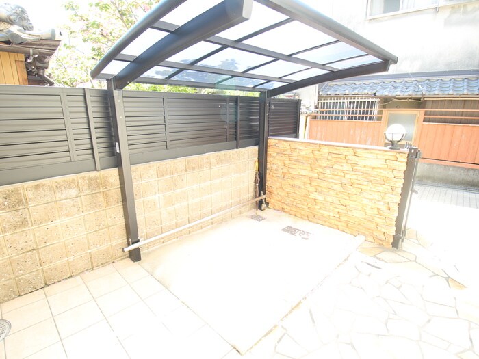 KTIレジデンス江坂の物件外観写真