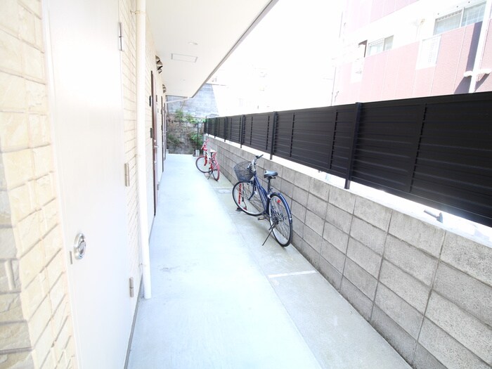 KTIレジデンス江坂の物件外観写真