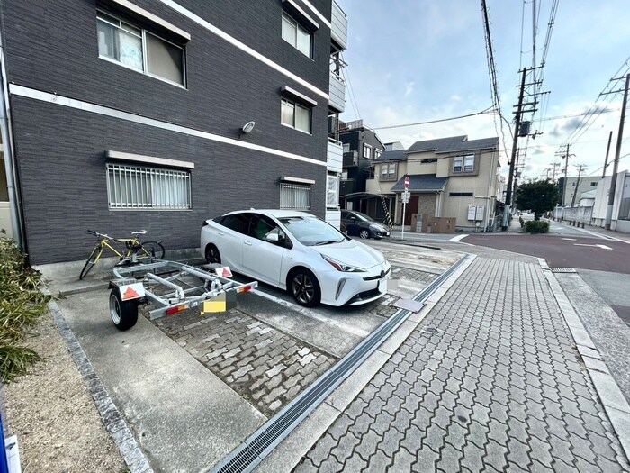 デイグラン長居公園の物件外観写真