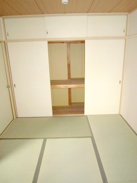 目方ハイツの物件内観写真