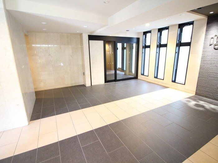 プレサンス京都西院の物件外観写真