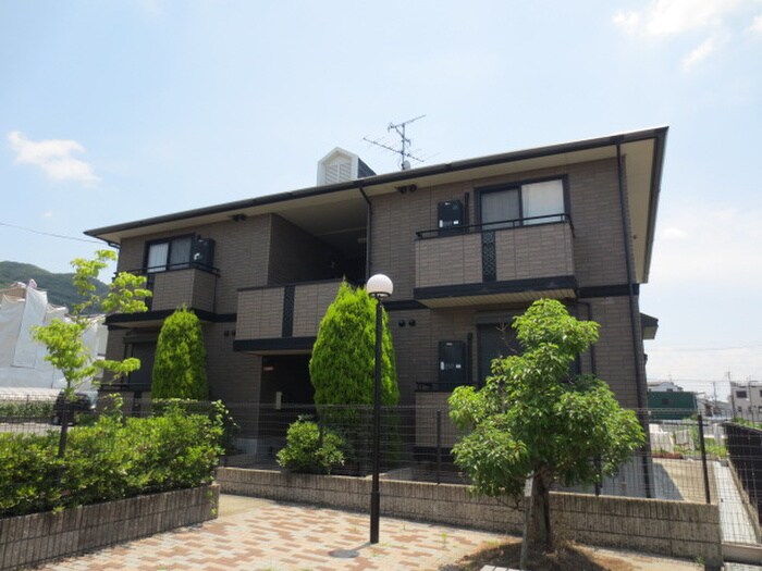 ハーモニーＡ棟の物件外観写真