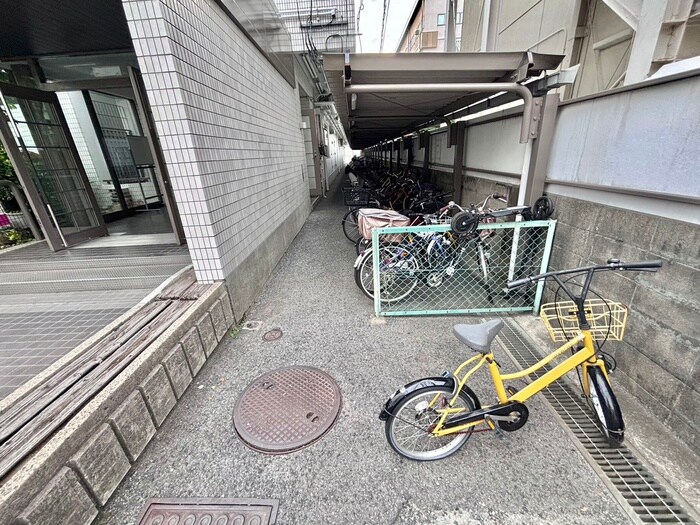 アクティ寝屋川の物件外観写真