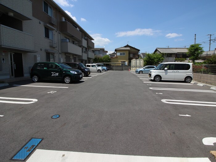 ローズパルの物件外観写真