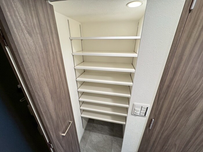 GENOVIA神戸湊川公園の物件内観写真