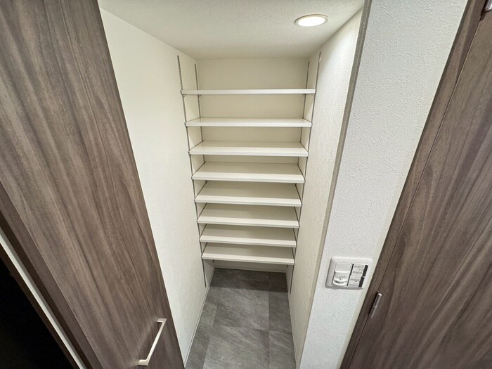 GENOVIA神戸湊川公園の物件内観写真