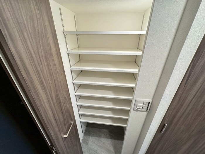 GENOVIA神戸湊川公園の物件内観写真