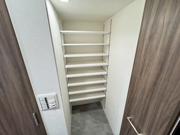 GENOVIA神戸湊川公園の物件内観写真