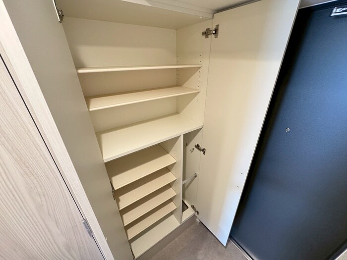 GENOVIA神戸湊川公園の物件内観写真