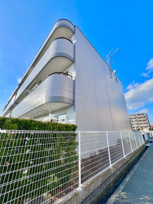 ヴィラ９３の物件外観写真