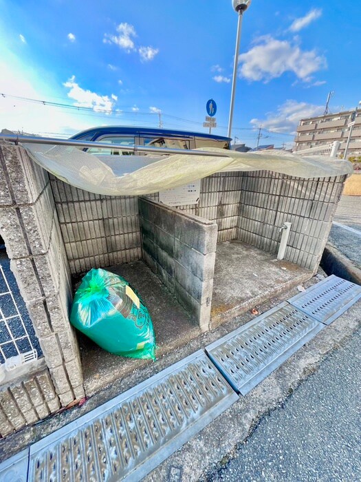 ヴィラ９３の物件外観写真