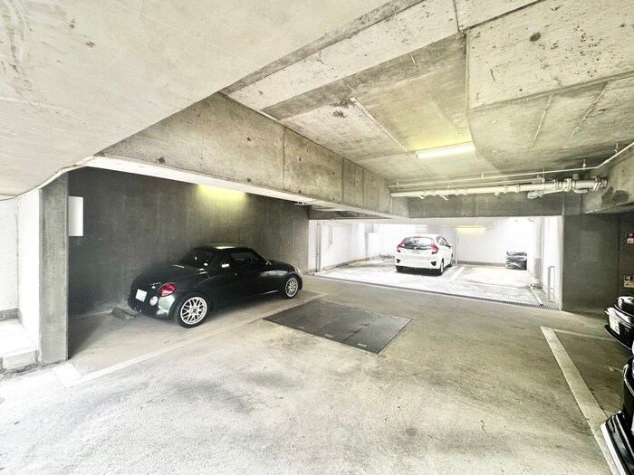 ｻﾝﾗｲｽﾞﾏﾝｼｮﾝﾄﾞﾑｽ諏訪森(401)の物件外観写真