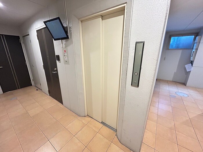 GARNET RESIDENCE 七条河原町の物件外観写真