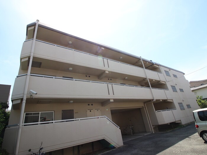 宏栄ハイツの物件外観写真