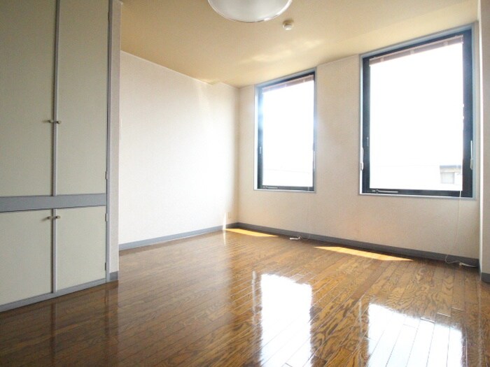 槙島センタ－ビルの物件内観写真