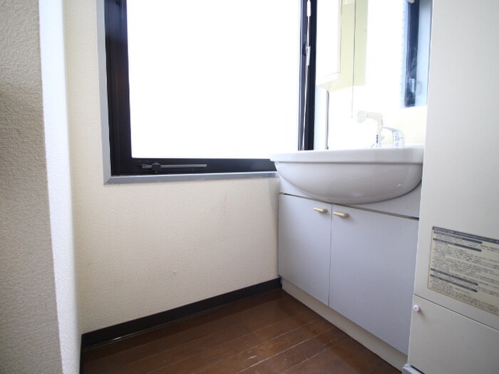 槙島センタ－ビルの物件内観写真