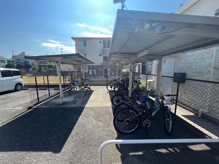 グリ－ンコ－トの物件外観写真