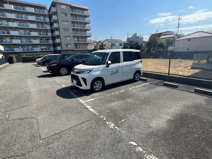 グリ－ンコ－トの物件外観写真