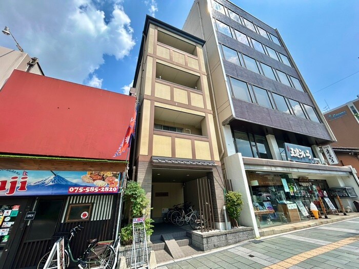 グレ－ス東山の物件外観写真