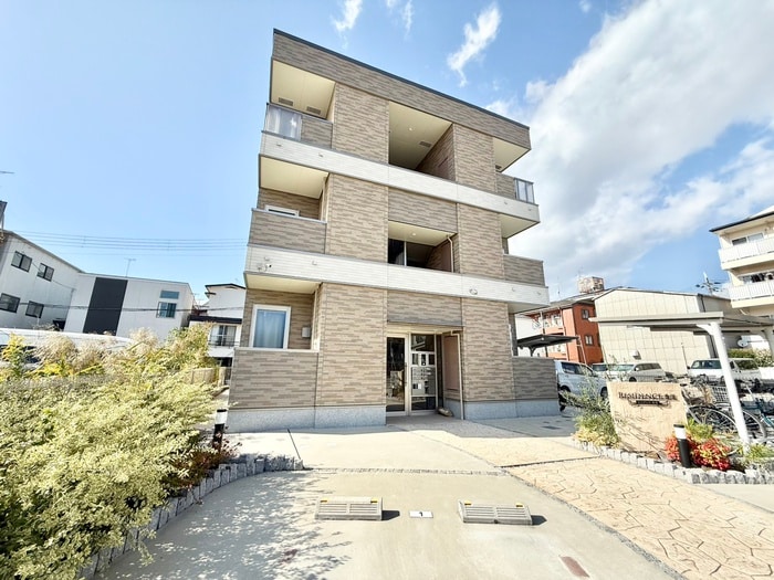 レジデンス香里の物件外観写真