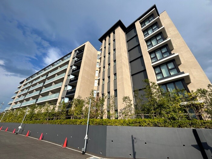 デュオヒルズ京都桂川（１０８）の物件外観写真