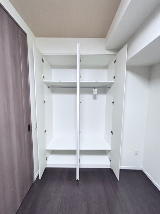 ﾗｲｵﾝｽﾞ四条烏丸ｾﾝﾄﾏｰｸｽ(302)の物件内観写真