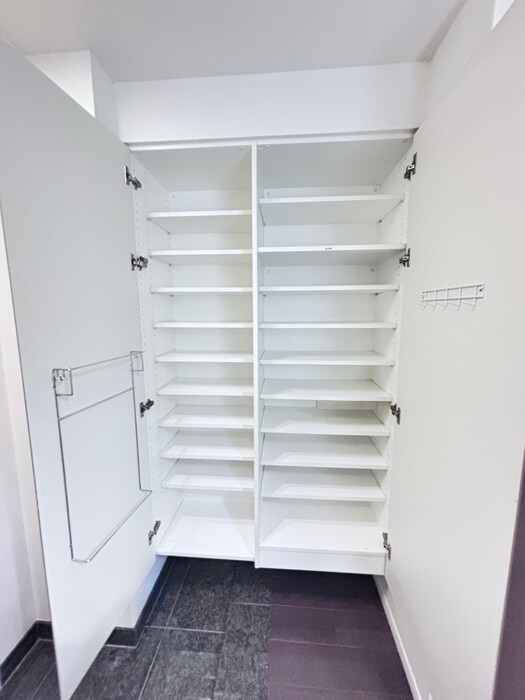 ﾗｲｵﾝｽﾞ四条烏丸ｾﾝﾄﾏｰｸｽ(302)の物件内観写真