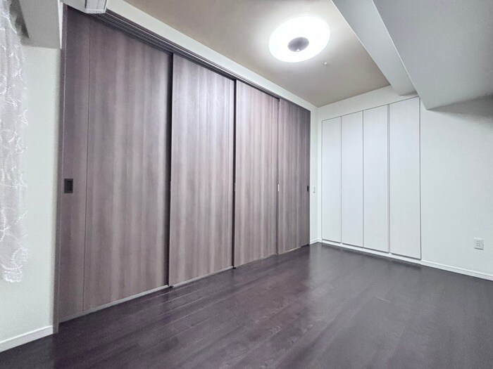 ﾗｲｵﾝｽﾞ四条烏丸ｾﾝﾄﾏｰｸｽ(302)の物件内観写真