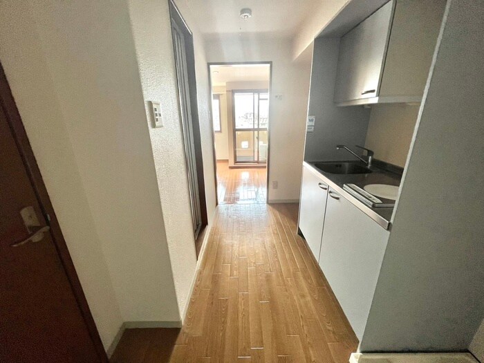 カルム中山の物件内観写真