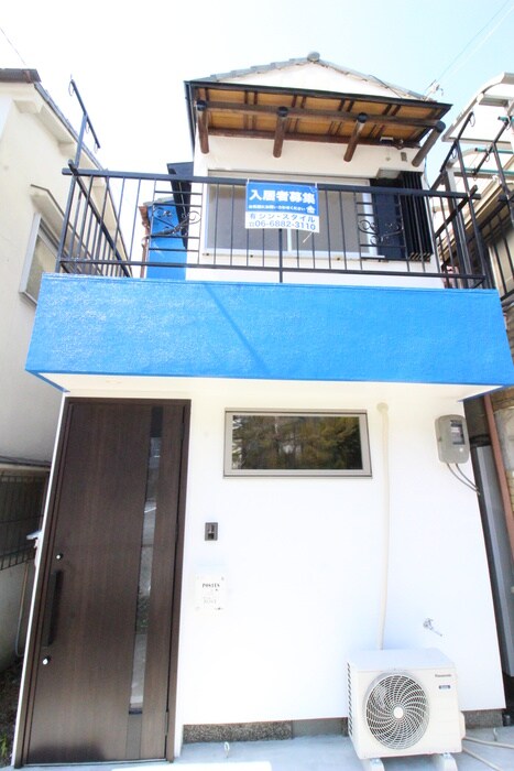 上四条町23-17　貸家の物件外観写真