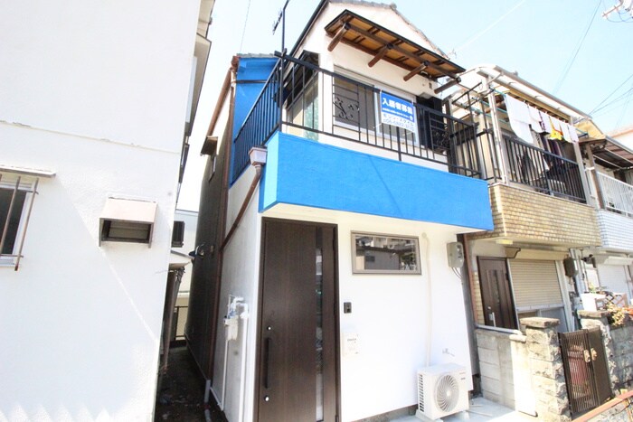 上四条町23-17　貸家の物件外観写真