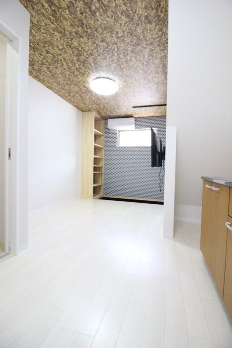 上四条町23-17　貸家の物件内観写真