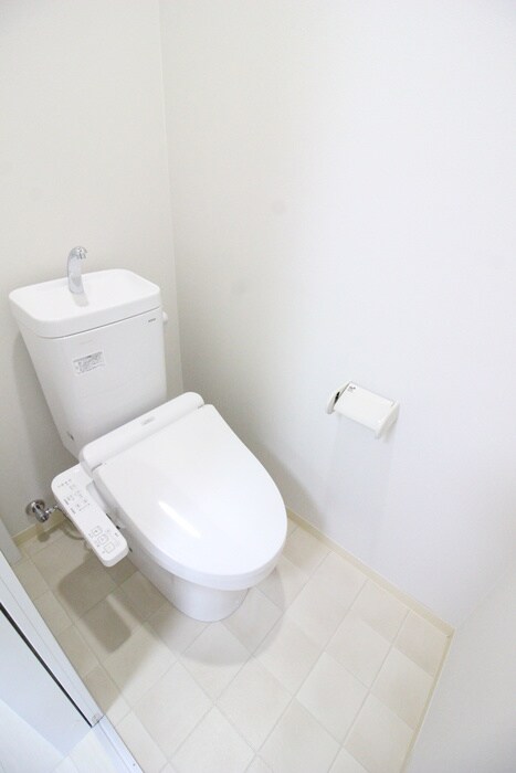 上四条町23-17　貸家の物件内観写真