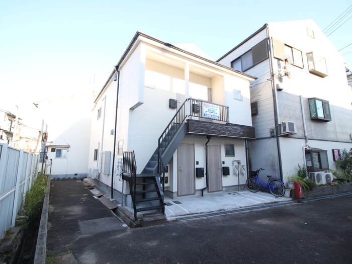 アンベリールメゾンの物件外観写真